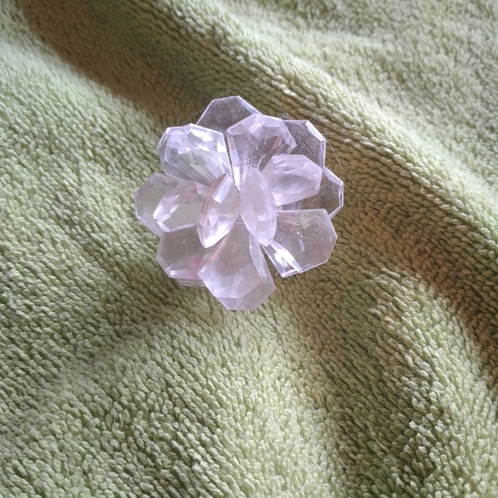 Woman costume ring
